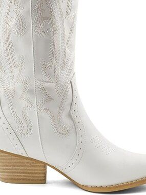 Women's White Synthetic Pointy Toe Boots Embroidered Cowgirl Boots Chunky Heels